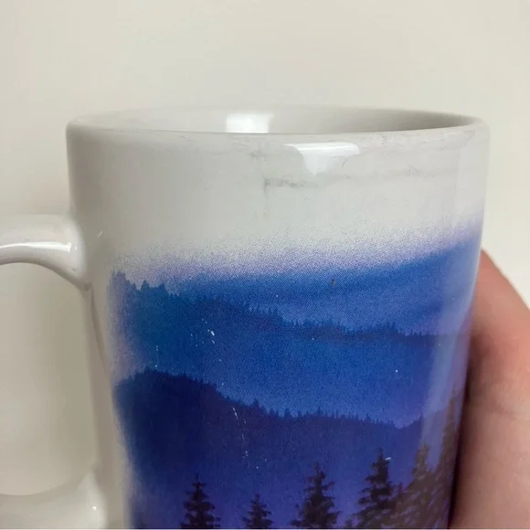 Vintage Wolf Mug Canadian Geographic Blue Ceramic Coffee Rare - Picture 10 of 14